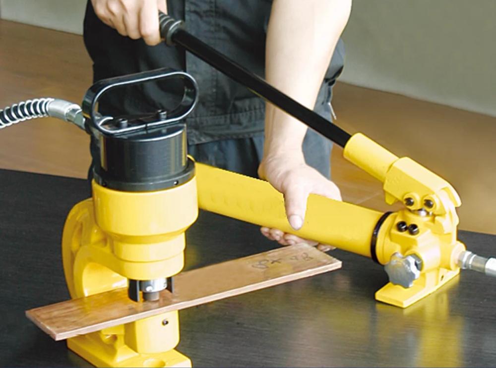 Poinçonneuse hydraulique élect - Hydraulic Busbar Punch Machine avis et prix